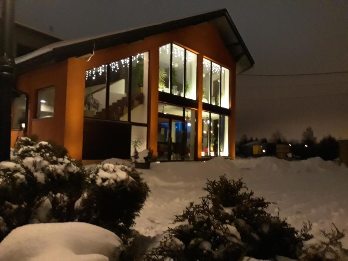 Bed & Breakfast Green Roof Rybarzowice  Esterno foto